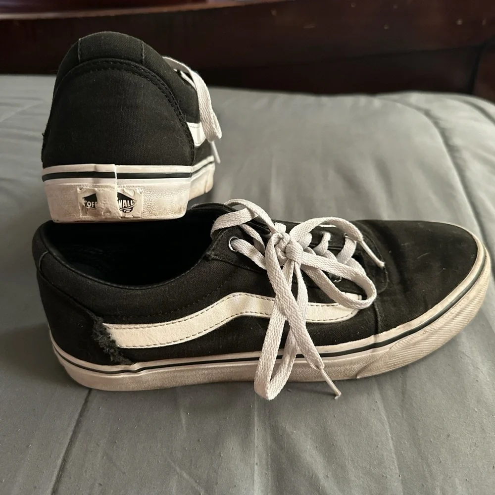 Vans sneakers - Picture 2 of 3
